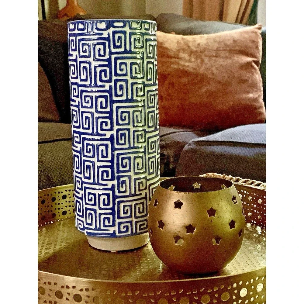 Vtg Inspired Blue White Greek Key Ceramic Vase Chinoiserie Hollywood Regency 10